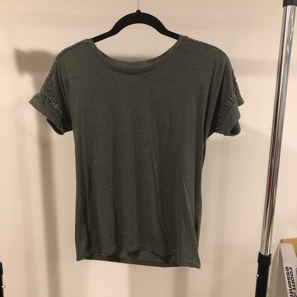 Old Navy girl’s top, army green, size 14